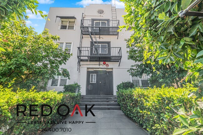 915 S Kenmore Ave in Los Angeles, CA - Building Photo - Building Photo