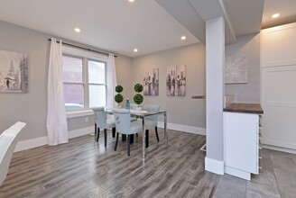 40 Woodland Av in Kitchener, ON - Building Photo - Building Photo