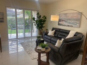 253 SW Coconut Key Way in Port St. Lucie, FL - Building Photo - Building Photo