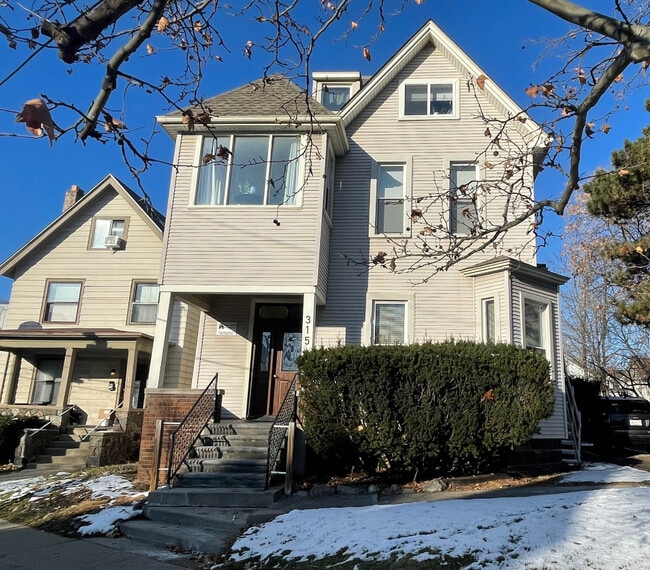 315 Packard St, Unit #3