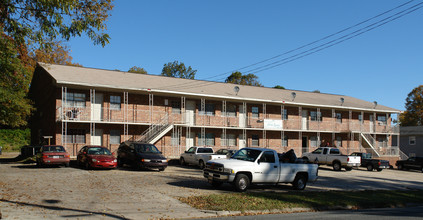 Liberty Square in Durham, NC - Building Photo - Building Photo