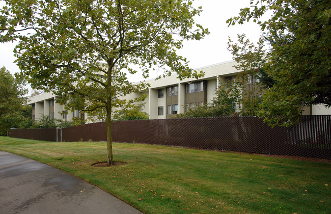 Maurice Elbert House in Bellevue, WA - Building Photo - Building Photo