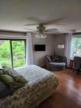 817 Huntington Rd, Unit Rockcreek Neighborhood in Louisville, KY - Building Photo - Building Photo