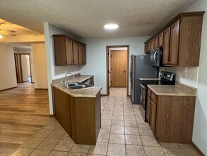4348 S Sycamore Ave in Springfield, MO - Building Photo - Building Photo