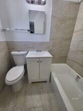 109 SW 5th Ct in Dania Beach, FL - Building Photo - Building Photo