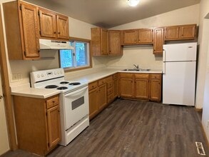 1021 2nd Ave in Eau Claire, WI - Building Photo - Building Photo