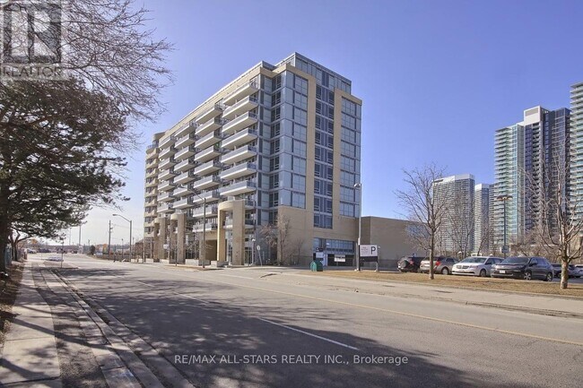2756-2756 Old Leslie St in Toronto, ON - Building Photo - Building Photo