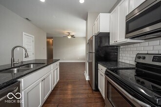 2029 N College Ave in Indianapolis, IN - Building Photo - Building Photo