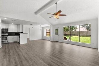 2515 Northern Dr in League City, TX - Building Photo - Building Photo