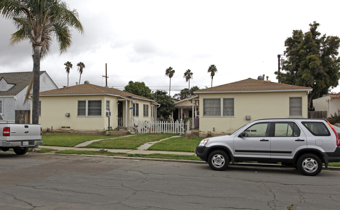 4541-4547 Altadena Ave in San Diego, CA - Building Photo