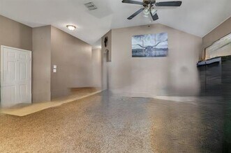 11800 Ponderosa Pine Dr in Fort Worth, TX - Building Photo - Building Photo