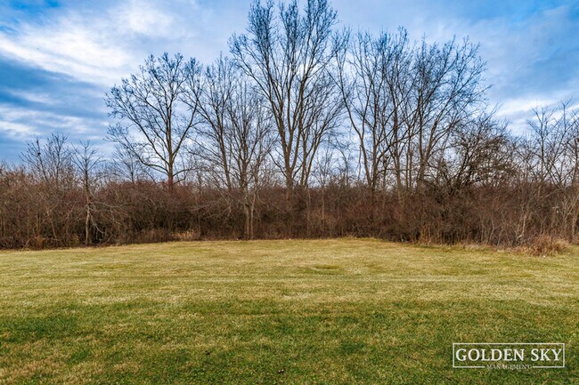 6304 E Piccadilly Rd in Muncie, IN - Building Photo - Building Photo