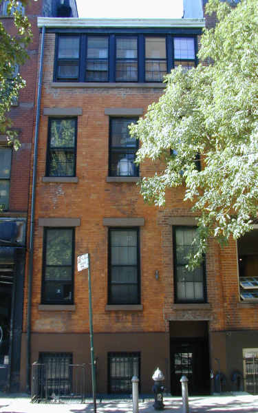 65 Bedford St in New York, NY - Building Photo