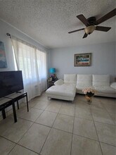 2000 NE 51st Ct in Fort Lauderdale, FL - Foto de edificio - Building Photo