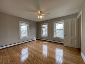 40 Mulberry St in Attleboro, MA - Building Photo - Building Photo