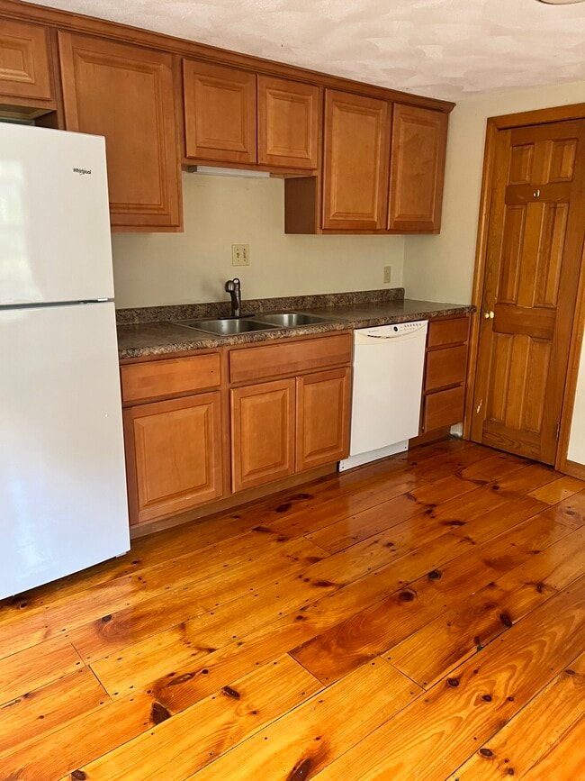 175 Gleasondale Rd, Unit Unit 1