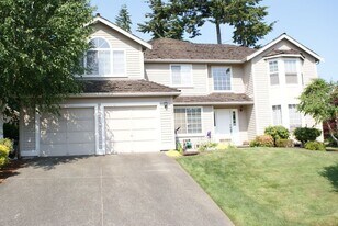 33501 11th Pl SW in Federal Way, WA - Building Photo