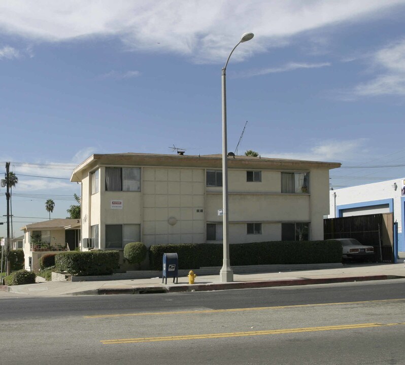 1411 Ellsmere Ave in Los Angeles, CA - Building Photo