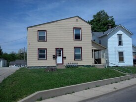 222 Dr Martin Luther King Jr Blvd, Unit MKL #4 in Anderson, IN - Building Photo