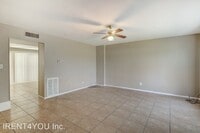 6694 N 43rd Ave photo'