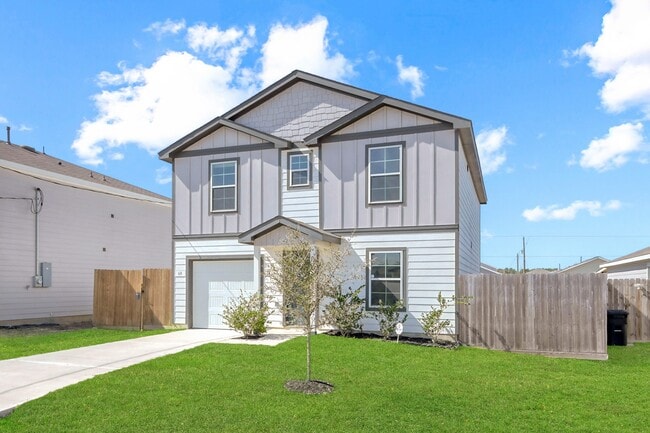 68 Rd 51026 in Cleveland, TX - Building Photo - Building Photo