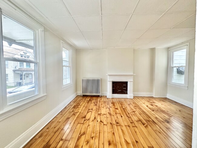 1146 Upper Mulberry St in Danville, PA - Building Photo - Building Photo