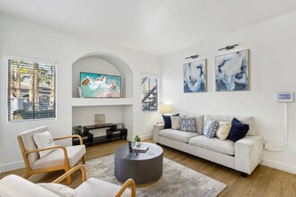 Tesoro Ranch in Las Vegas, NV - Foto de edificio - Building Photo