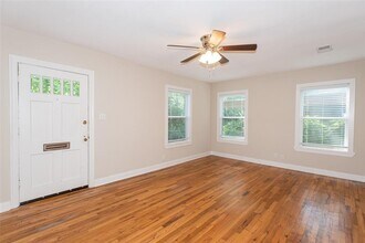 1607 W 40th St in Austin, TX - Building Photo - Building Photo