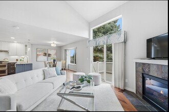 2020 Centennial Dr in Louisville, CO - Building Photo - Building Photo