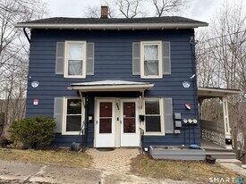 112 Rockwell St in Winchester, CT - Building Photo