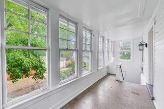 180 Prairie Ave in Wilmette, IL - Building Photo - Building Photo