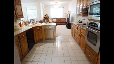 9310 Stonebridge Dr in College Station, TX - Building Photo - Building Photo