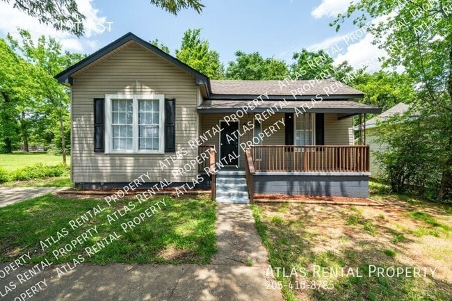property at 1014 19th St