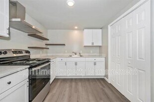 15207 National Pike in Hagerstown, MD - Building Photo