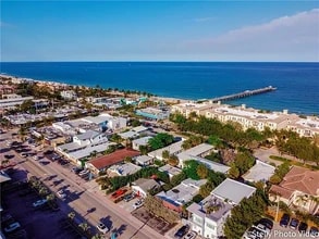 5321 NE 24th Ter, Unit 205 in Fort Lauderdale, FL - Foto de edificio - Building Photo