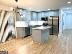 1949 Handley Ave SW in Atlanta, GA - Building Photo - Building Photo