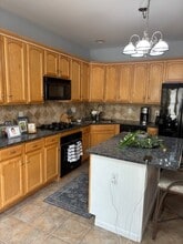 0N326 Baker Dr in Geneva, IL - Building Photo - Building Photo