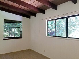 26 Chico Ct in Oakland, CA - Building Photo