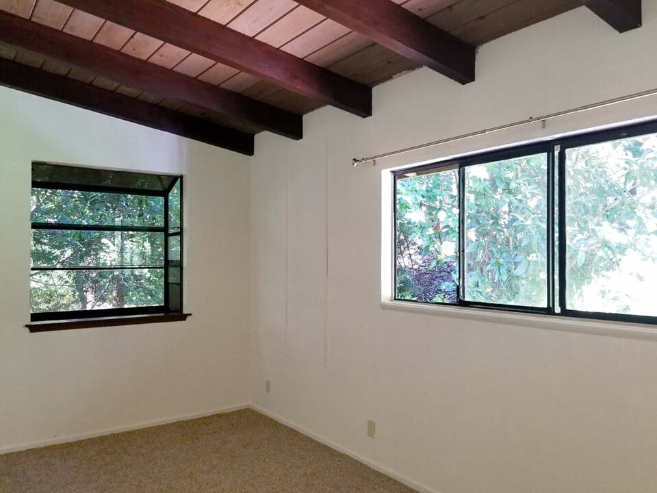 26 Chico Ct in Oakland, CA - Foto de edificio