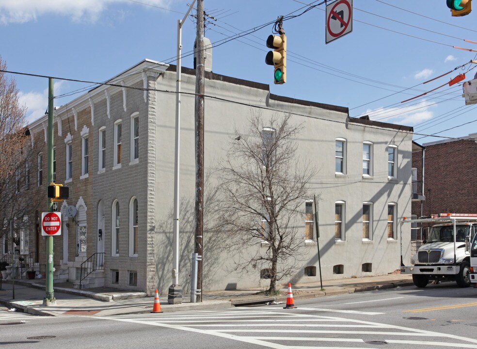 Lakewood Apartments in Baltimore, MD - Building Photo