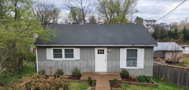 property at 825 Highland Ave