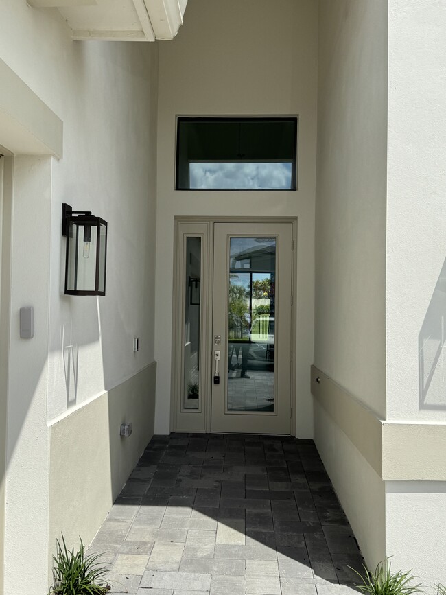 13069 Feathering Wy in Palm Beach Gardens, FL - Building Photo - Building Photo
