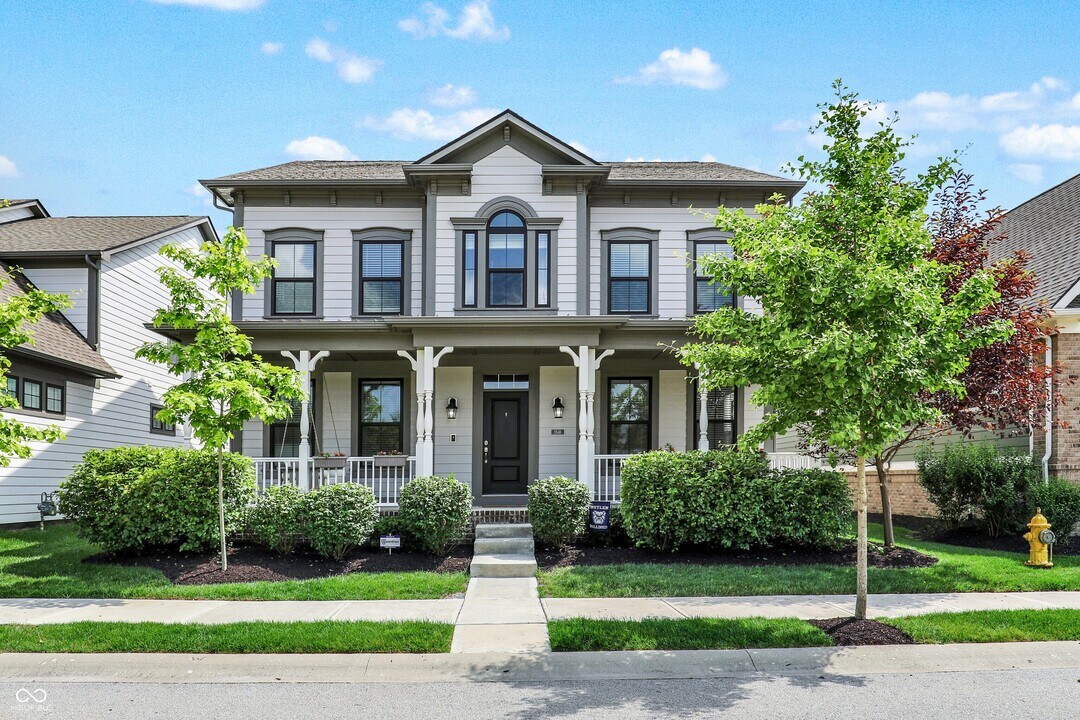 1541 Lash St in Carmel, IN - Building Photo