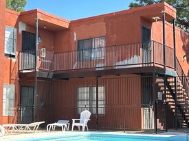 2800 Vail Ave SE in Albuquerque, NM - Building Photo