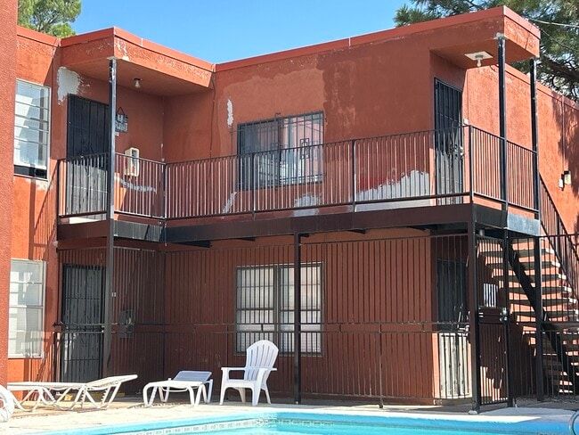 property at 2800 Vail Ave SE