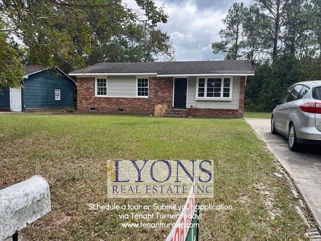 property at 800 Ponderosa Dr