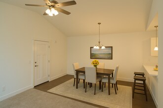 4976 Alder Dr in Spanish Fork, UT - Building Photo - Building Photo