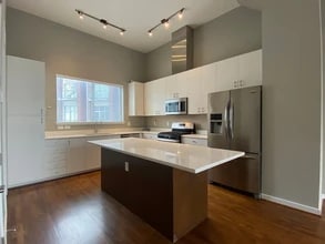 1132 E Quincy St in San Antonio, TX - Building Photo - Building Photo