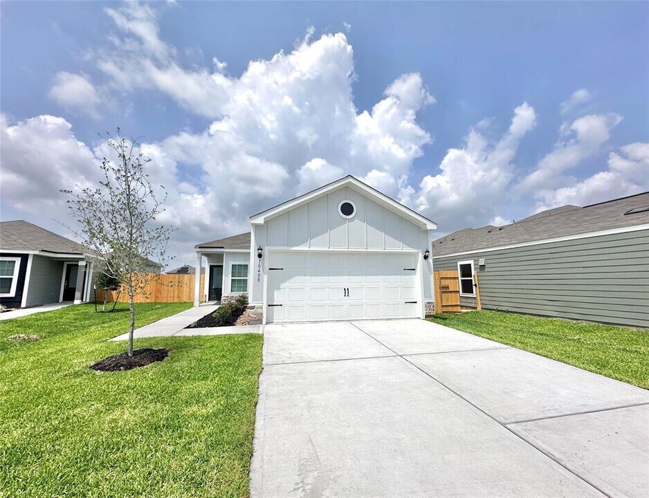 10408 Sunny Petal Cir in Houston, TX - Building Photo