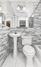 350 W 21st St, Unit 2A in New York, NY - Building Photo - Building Photo